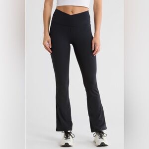 YOGALICIOUS Lux Madison Crossover Flare Pants Size XS Black